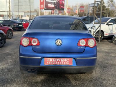 VOLKSWAGEN PASSAT VI 2.0 PD TDI Comfortline M.o.-i. Vezérlés cserélve