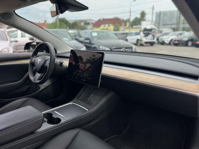 TESLA MODEL 3 Long Range AWD (Automata)