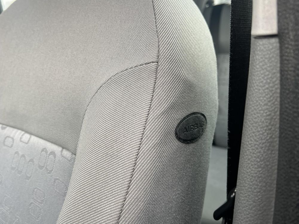 FORD FIESTA 1.3 Comfort Semmi extra.....még 1 év műszaki!