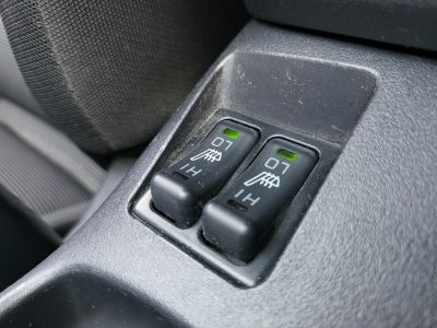 MITSUBISHI LANCER 1.8 Invite CVT Rockford Fosgate HIFI Tempomat Navi Kamera Ülésfűtés Vezetett szervizkönyv!