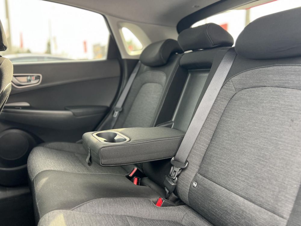 HYUNDAI KONA EV 64kWh Style 100% akku. HUD. sávtartó. CarPlay. 400km hatótáv!