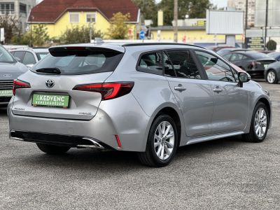 TOYOTA COROLLA Touring Sports 1.8 Hybrid Comfort Business e-CVT 108e km. M.o.-i. 1.tul. sérülésmentes. dokumentált előélet!