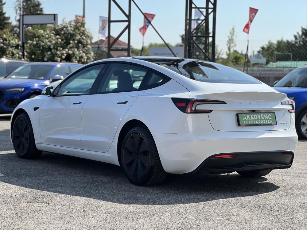 TESLA MODEL 3 Long Range AWD (Automata) HIGHLAND 67e km. AMD Ryzen. mátrix LED. ülésszellőztetés. 2032-ig garanciális!