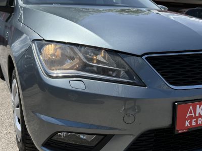 SEAT TOLEDO 1.4 TSI Style DSG M.o.-i. Tempomat Ülésfűtés Tolatóradar Bluetooth Vonóhorog Digitklíma