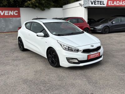 KIA CEE'D Pro1.6 CRDI EX Klíma Tempomat Bluetooth 182e km!