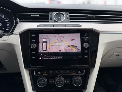 VOLKSWAGEN PASSAT VIII Variant 2.0 TSI BMT Highline 4Motion DSG R-line 280LE. Magyarországi. 115e km. Téli-nyári kerék garnitúra!