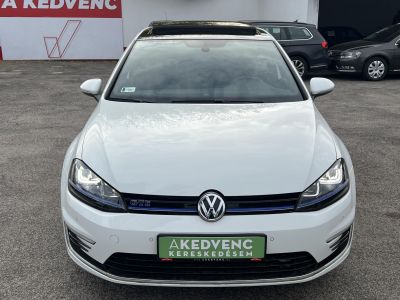 VOLKSWAGEN GOLF VII 1.4 TSI GTE Plug-In-Hybrid DSG Napfénytető. Zöld rendszám. 2 gyári töltőkábel. Friss olaj szerviz!