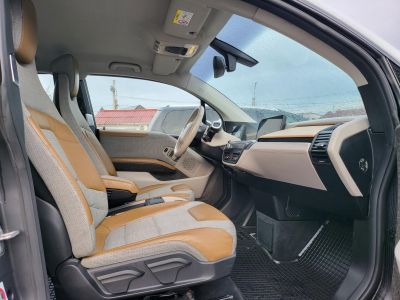 BMW I3 REX (Automata) Új 4 évszakos gumik! Loft belső. Nagy navigáció. 2 töltő kábel. Megkímélt!