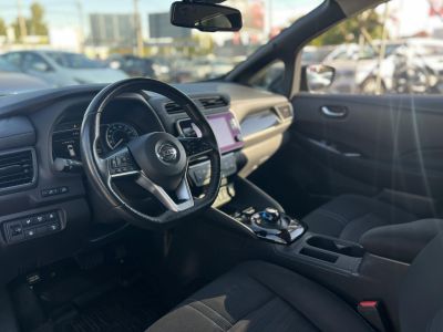 NISSAN LEAF N-Connecta 40kWh (Automata) 60e km. 270km hatótáv. keyless. 360 kamera. első-hátsó ülésfűtés. téli-nyári!