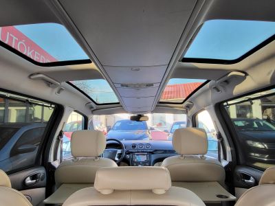 FORD GALAXY 2.0 TDCi Champions Titanium Powershift [7 személy] Magyarországi Panorámatető Navi Bőrbelső Szervízelt