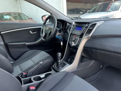 HYUNDAI I30 CW 1.4 CRDi Comfort M.o.-i. Klíma Multikormány