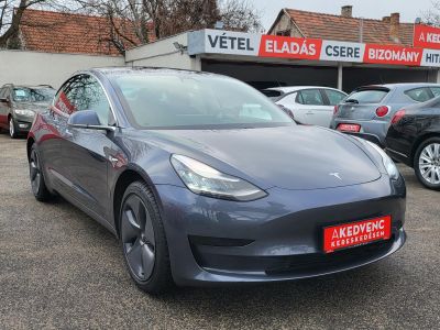 TESLA MODEL 3 Standard Range Plus Aut Garanciális. Megkímélt. LED PANORÁMA KAMERA VONÓHOROG