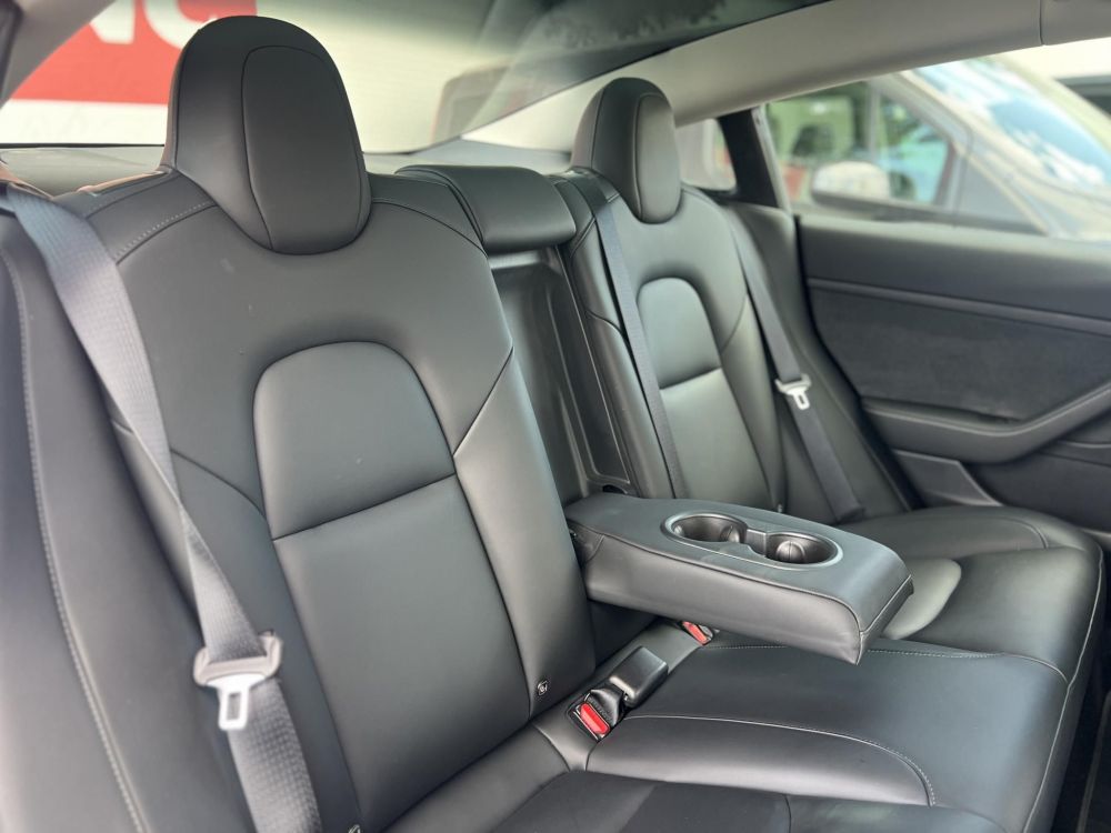 TESLA MODEL 3 Long Range AWD (Automata) 90e km. mátrix LED. hőszivattyú. garanciális!