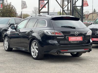 MAZDA 6 Sportkombi 2.5 GTA Xenon Keyless Ülésfűtés Navi BOSE Téli-nyári kerék szett!