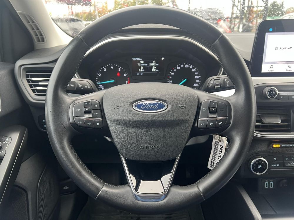 FORD FOCUS 1.0 EcoBoost Connected M.o.-i. 1.tul. Márkaszervizelt! Carplay