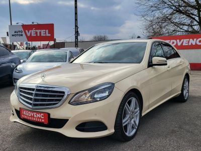 MERCEDES-BENZ E 200 NATURAL GAS DRIVE Elegance (Automata) Nagyszerviz után! Tempomat Napfénytető Ülésfűtés Navi Bőr