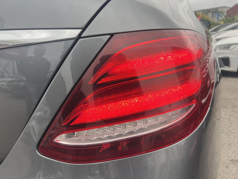 MERCEDES-BENZ E 220 d 9G-TRONIC 134e km. MAGYARORSZÁGI/WIDESCREEN/LED/KAMERA/CARPLAY!