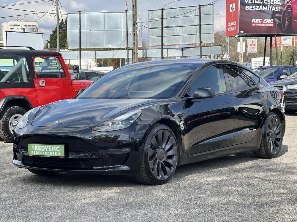TESLA MODEL 3 Performance AWD (Automata) Hőszivattyú. garanciális!