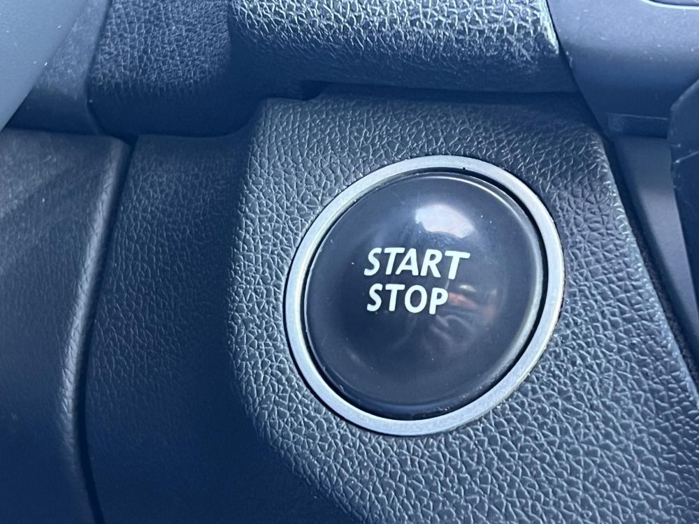 RENAULT LAGUNA 1.5 dCi Expression EDC Klíma Tempomat Bluetooth Végig szervízelt!