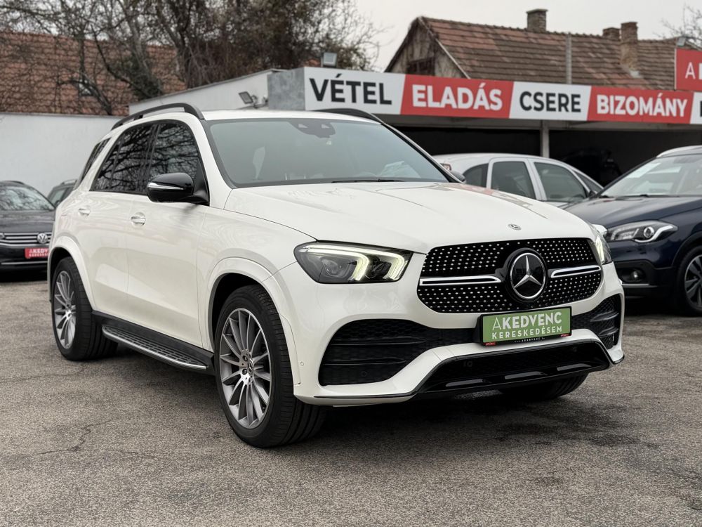 MERCEDES-BENZ GLE 350 de 4Matic 9G-TRONIC Plug-in hybrid AMG csomag. LED Burmester Távtartó Táblafelismerő Holttér Sávtartó Carplay