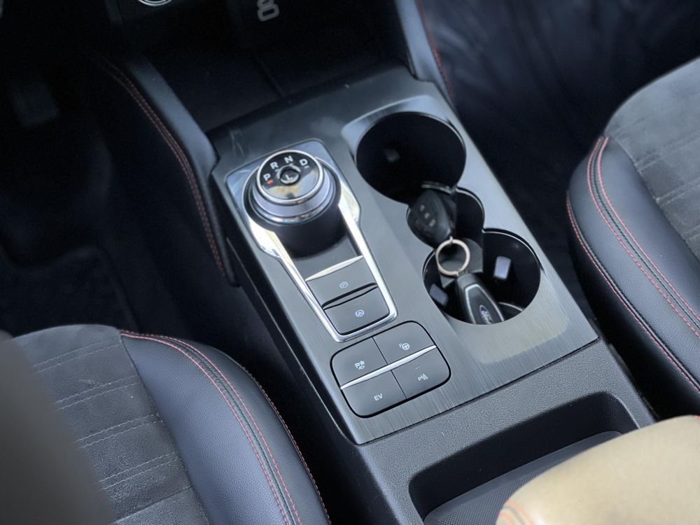 FORD KUGA 2.5 PHEV ST-Line X CVT 72e km. 70 kilométer hatótáv. Carplay!