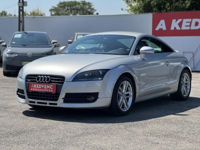 AUDI TT Coupe 2.0 TDI Quattro DPF Sérülésmentes Dokumentált előélet Carplay!