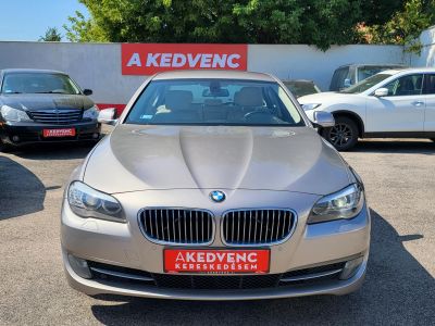 BMW 520i Xenon Tempomat Ülésfűtés Vajbőr PDC