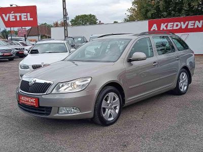SKODA OCTAVIA Combi 1.6 CR TDI Classic DPF 195e km. M.o.-i. 2.tul. Klíma Tempomat Téli-nyári garnitúra!