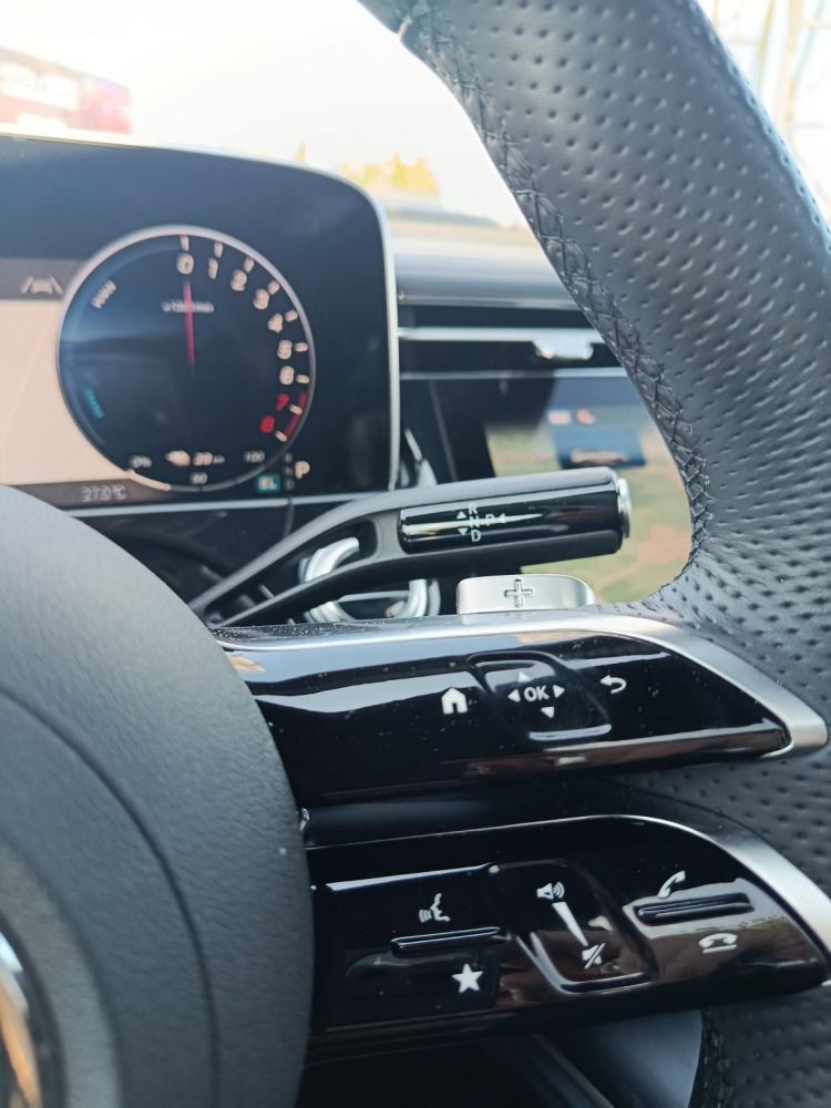 MERCEDES-BENZ E 300 e T 9G-TRONIC Plug-in hybrid 4D Burmester hifi 3DX2 kijelző Panorámatető Masszázs ülések 4X!