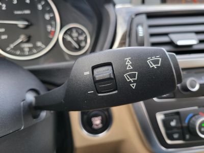 BMW 335i (Automata) Luxury Napfénytető Vajbőr Ülésfűtés Navi Bluetooth