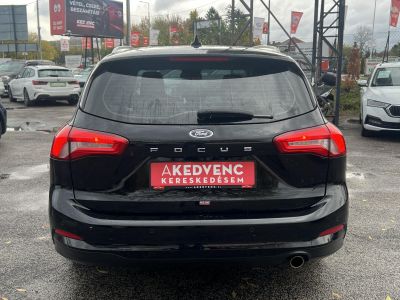 FORD FOCUS 1.0 EcoBoost Connected M.o.-i 1.tul. Márkaszervizelt! Carplay