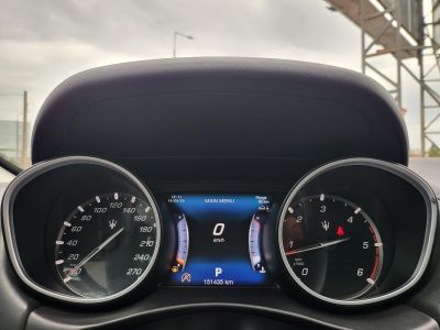 MASERATI LEVANTE 3.0 D V6 (Automata) LED Panorámatető Harman/Kardon Üléshűtés 360kamera 2.7T vonóhorog