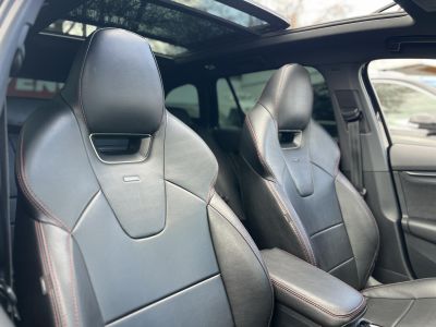 SKODA OCTAVIA Combi 2.0 TDI SCR RS DSG Magyarországi. Gyári fényezés. Végig vezetett szervizkönyv!