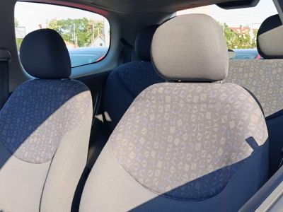 TOYOTA YARIS 1.3 Linea Sol Magyarországi Frissen szervízelt.Klima 163e.km! Queen Car!