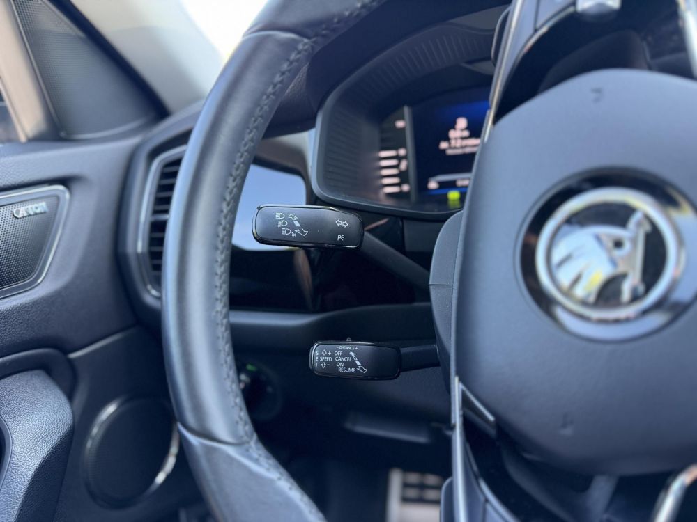 SKODA KODIAQ 2.0 TDI SCR L&K DSG 128e km. LED fényszórók. memória. vonóhorog. 360 kamera. CANTON hifi!