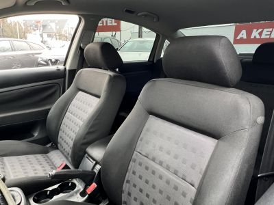 VOLKSWAGEN PASSAT 1.6 Comfortline Business Klíma Tempomat Rendszeresen szervizelt!