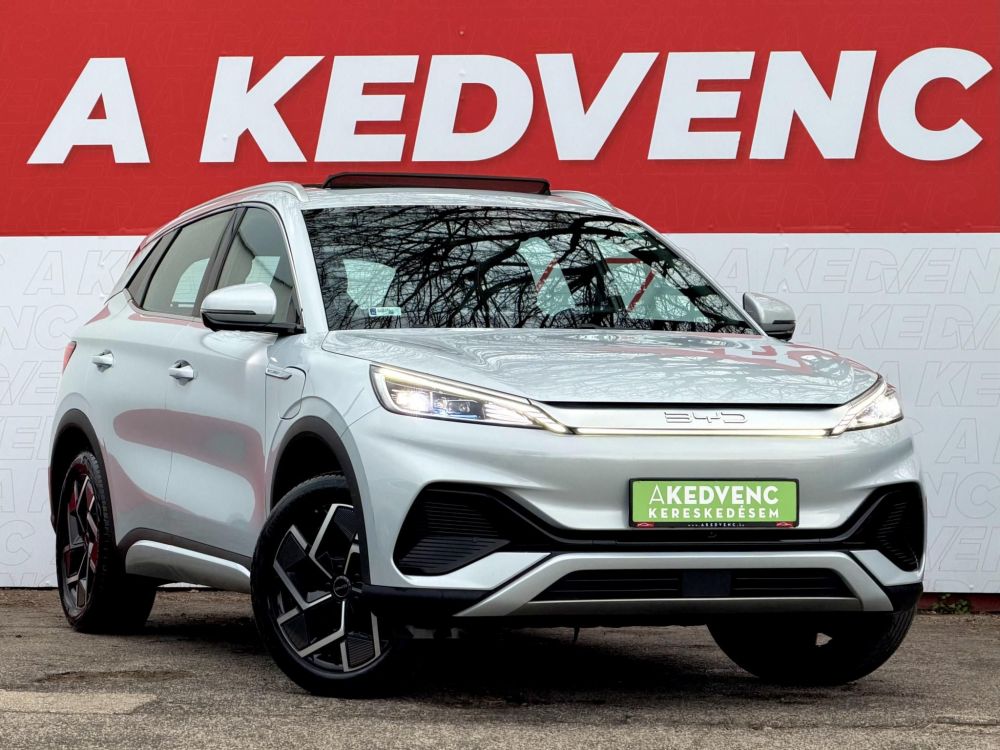 BYD ATTO 3 Design 60,4kWh M.o.-i. 1.tul. LFP. garanciális. panorámatető. világos belső!