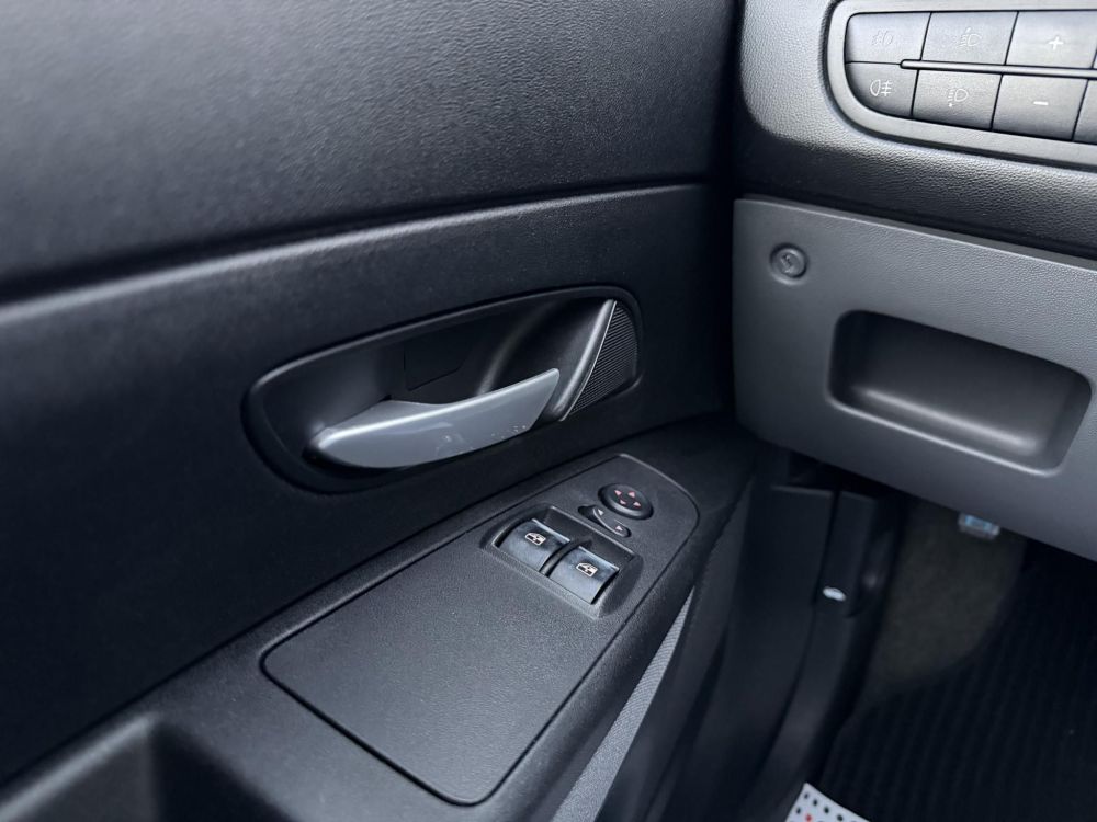 FIAT LINEA 1.4 8V Active (EU5) M.o.-i. 1.tul. klíma. vonóhorog. 4 évszakos gumik!