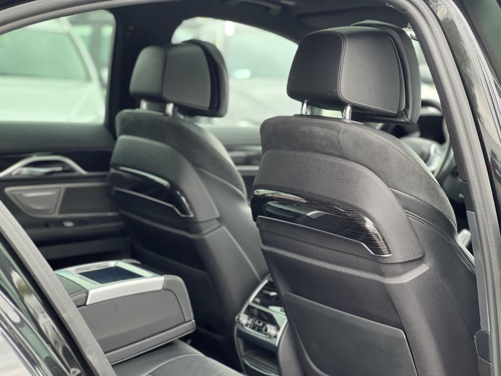 BMW 730d xDrive (Automata) M-sport M.o.-i. HUD. harman/kardon. masszázs. memória. 360kamera. napfénytető!