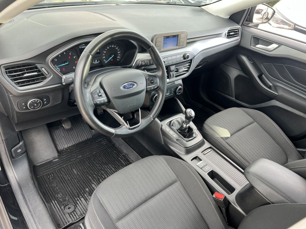 FORD FOCUS 1.0 EcoBoost Trend M.o.-i. 1.tul. Márkaszervizelt!