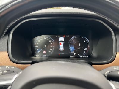 VOLVO V90 2.0 D [D4] Inscription AWD Geartronic Teljes felszereltség. Végig márkaszervizben szervizelt. Téli-nyári gumi!