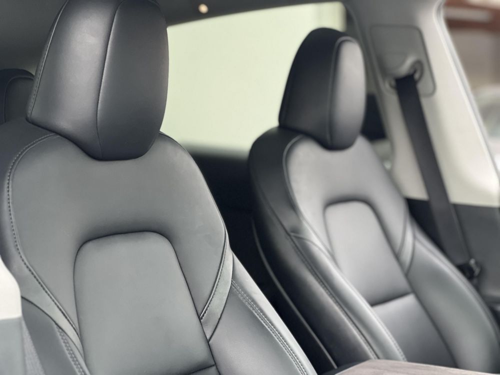 TESLA MODEL Y Performance AWD (Automata) 138e km. AMD Ryzen. mátrix LED. hőszivattyú. garanciális. 8db kerék. (19-21)