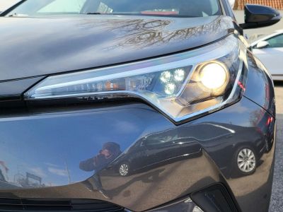 TOYOTA C-HR 1.8 Hybrid Active e-CVT Tempomat Navi Bluetooth Kamera Digitklíma