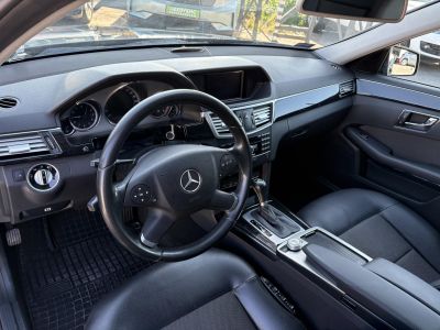 MERCEDES-BENZ E 220 CDI BlueEFFICIENCY Elegance (Automata) Rendszeresen karbantartott. Téli-nyári kerék!