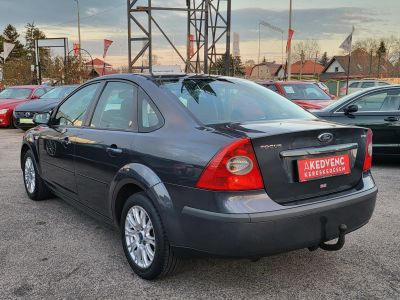 FORD FOCUS 1.6 TDCi Ghia DPF Magyarországi Tempomat Digitklíma Vonóhorog 2026.09.-ig műszaki vizsga!