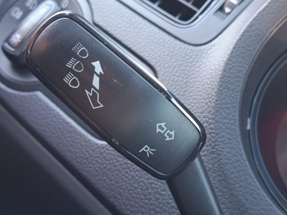 VOLKSWAGEN POLO 1.0 MPI Trendline 172e km. Klíma