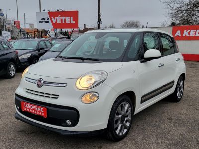 FIAT 500L 1.4 16V Lounge M.o.-i. 1.tul. Navigáció Panorámatető Tempomat Szervizelt!