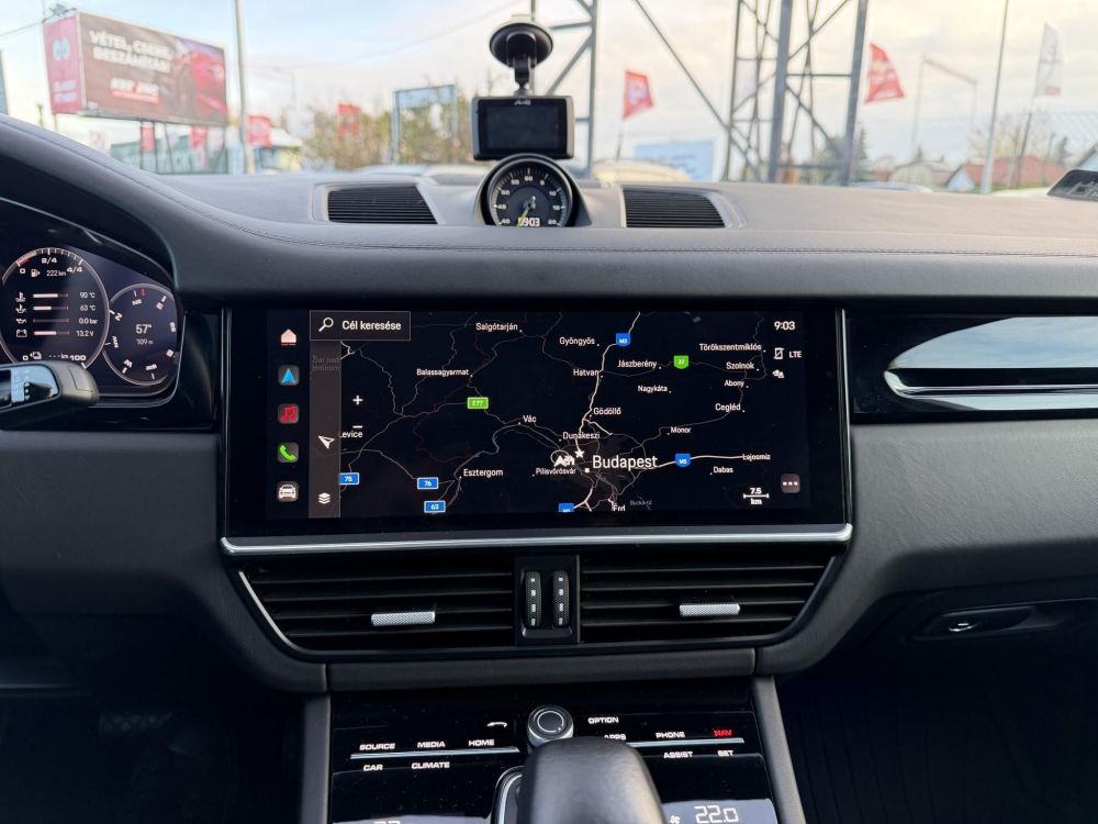 PORSCHE CAYENNE Coupé E-Hybrid Tiptronic ic 48e km. Sérülésmentes. 2027.12-ig zöld rendszám
