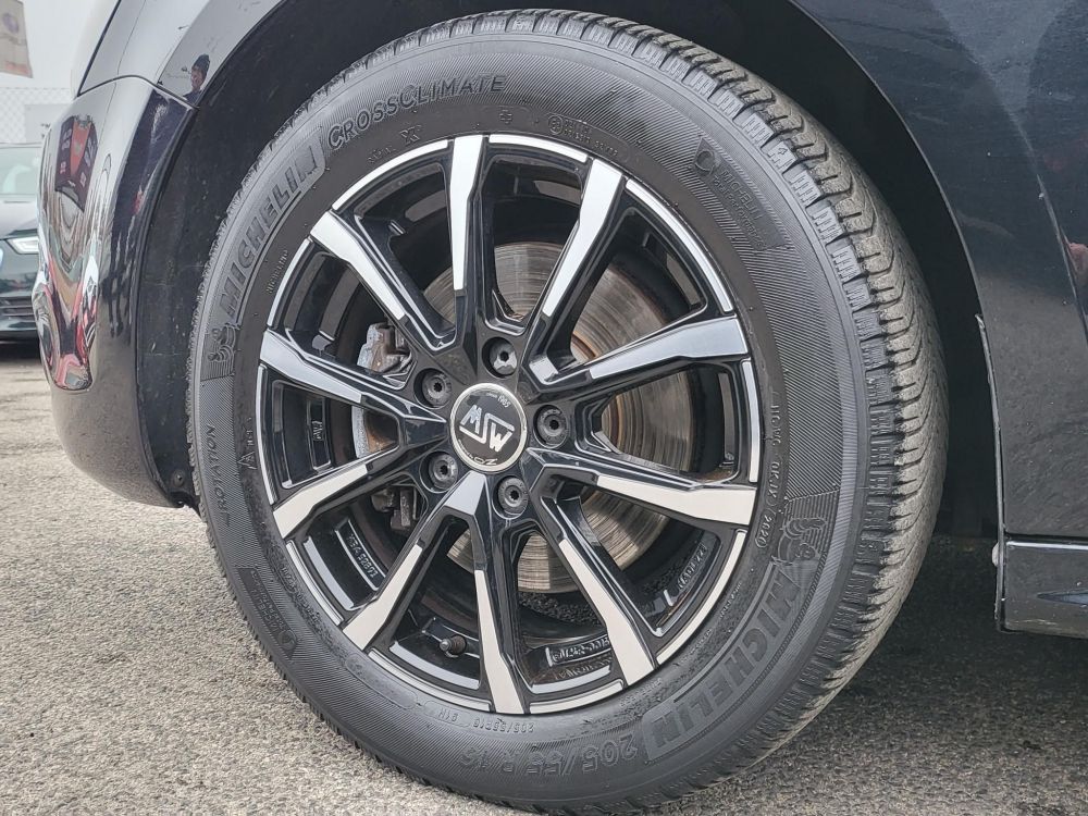 VOLKSWAGEN JETTA 1.4 TSI BMT Highline DSG Magyarországi Tempomat Ülésfűtés Frissen szervizelt!