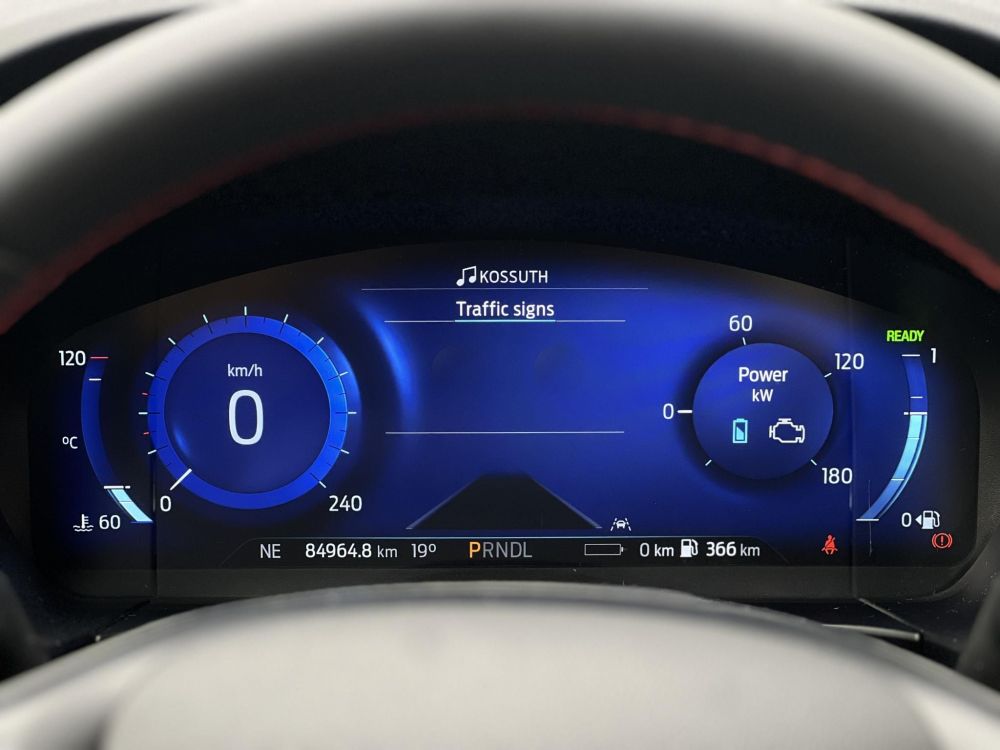 FORD KUGA 2.5 PHEV ST-Line X CVT 85e km. Carplay